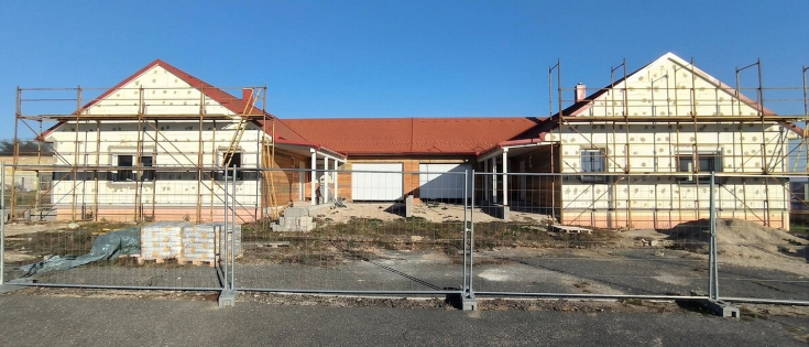 General contracting of a semi-detached house