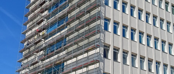 Public building facade thermal insulation